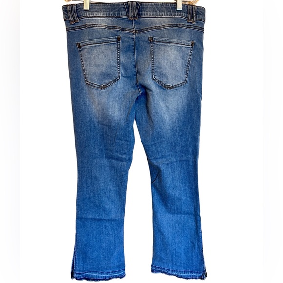 Wit & Wisdom Boot Cut Jeans with Side Slit Hem Size 16 Medium Wash - Picture 7 of 14